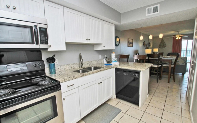 Ocean House by Youngs Suncoast