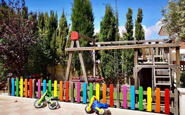 Casa ideal para familias con piscina y parque