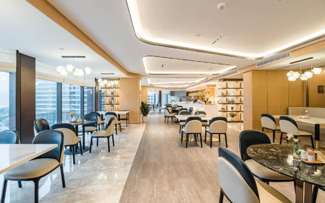 Atour Hotel Tonglu Fuchun River