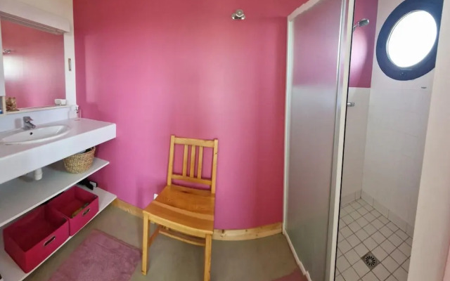 Architect Villa With Fantastic sea View, Locquirec