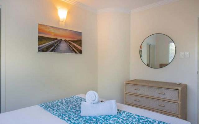 Coral Sea Vista Apartments