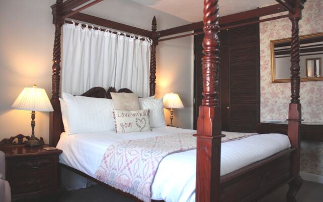 The Four Poster