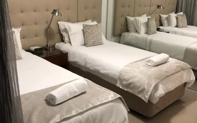 Large Apartment at Oracle Resort