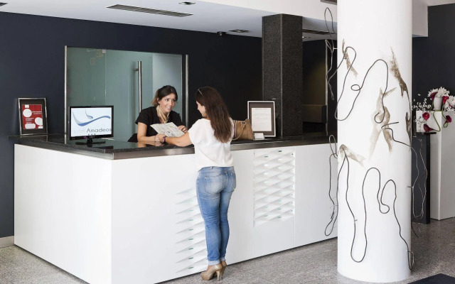 Urban Hotel Amadeos