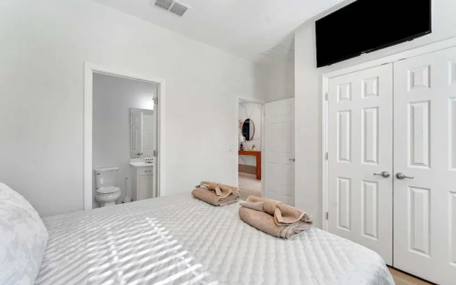 2311vd-providence 5 Bedroom Home