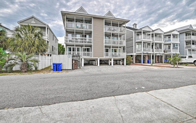 Couples Retreat w/ Balcony in Surfside Beach!