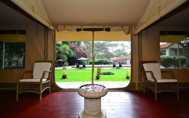 Kiboko Luxury Camp