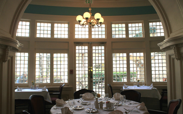 Menger Hotel