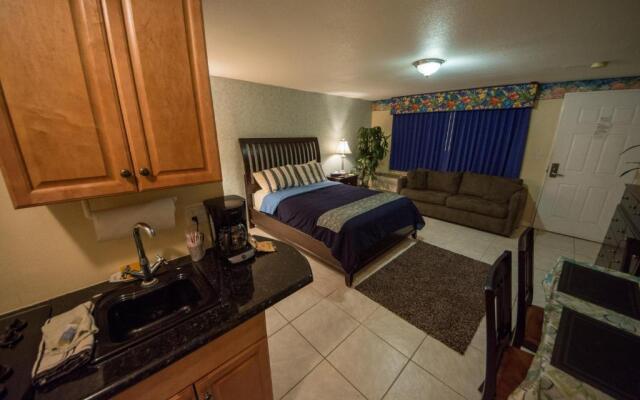 Camelot Beach Suites