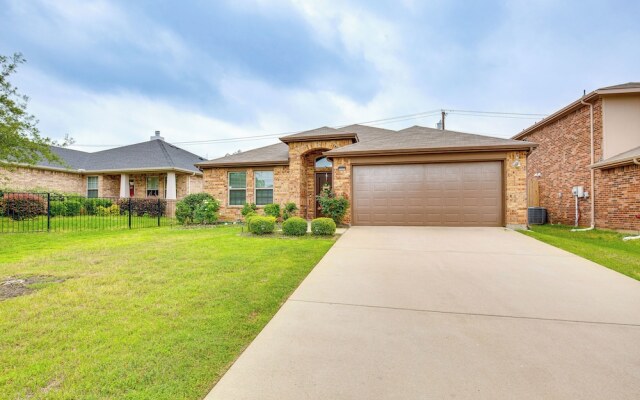 Private Yard & Grill: Greenville Vacation Rental