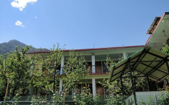 Madpackers Manali - Hostel