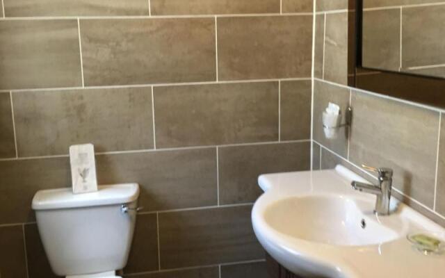 Glenheath Hotel