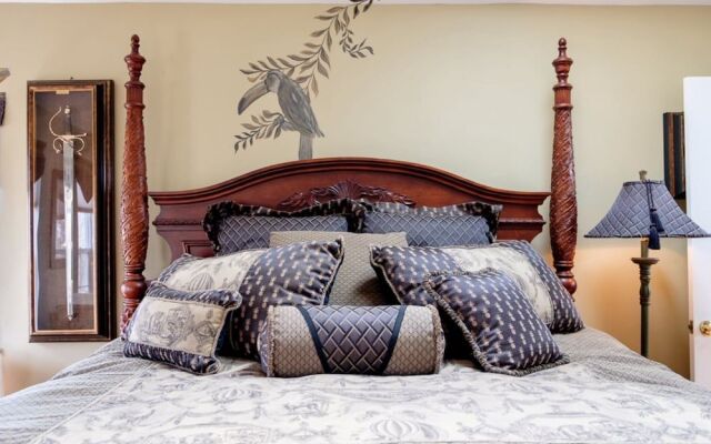 Gaslight Bed and Breakfast