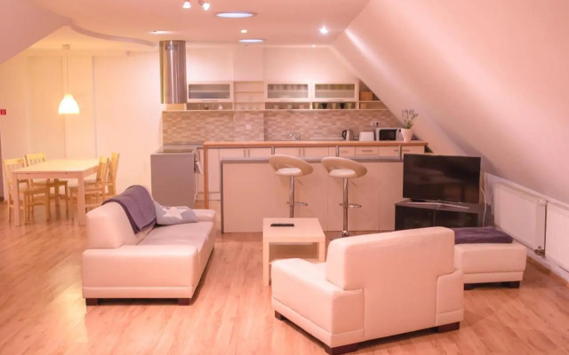 Old Town Apartment