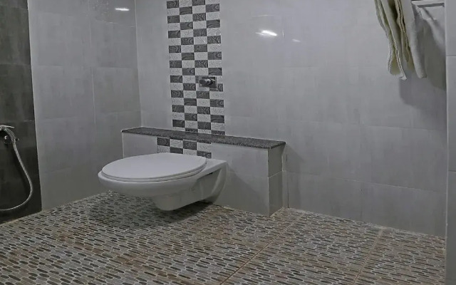 Hotel Gaurav Garden By OYO Rooms