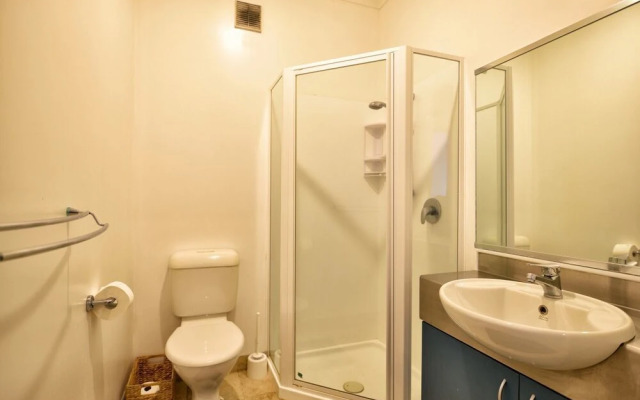 Private 4 Bedroom Beach House in Bondi