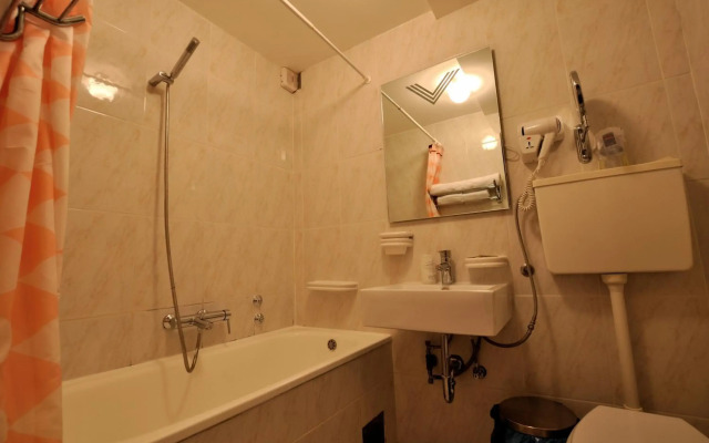 Hotel Djuric