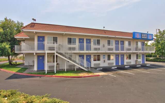 Motel 6 Sacramento, CA - North