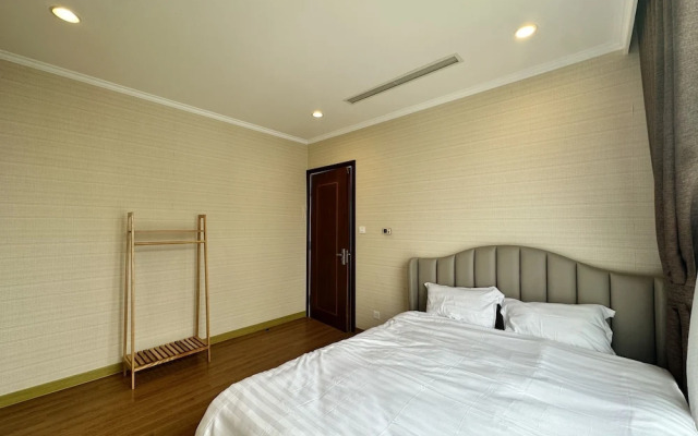 Vinhomes Royal City by Emily in Town
