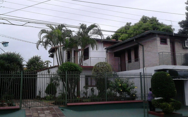 Nueva Alborada Lodging House