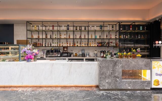 Imperial Traders Elong Hotel