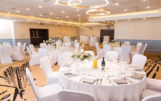 Crowne Plaza Tel Aviv Beach by IHG