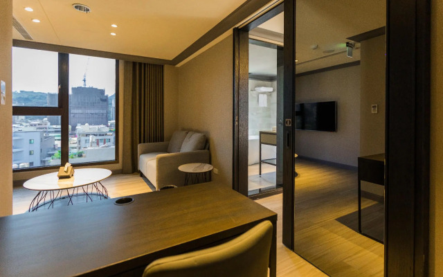 Q21 Hotel