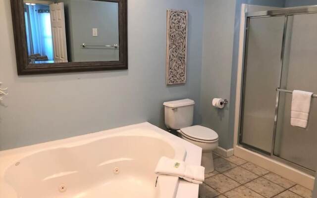 Seaside Villa 101 on Folly Beach