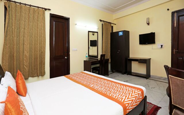 OYO 641 Grand Place