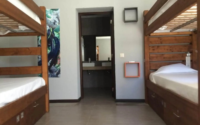 Lost & Found - Guesthouse & Suites