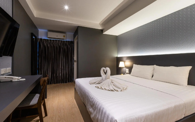 Siam Star Hotel