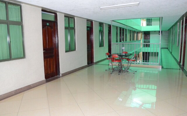 Starehe Link Hotel