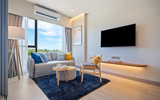 Laguna Lakeside Residences