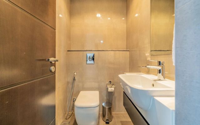 Monty - Elegant Penthouse With Skyline Views Terrace