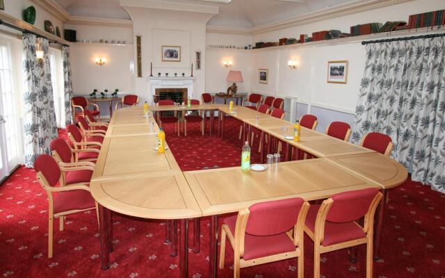 Lydney House - Guest house