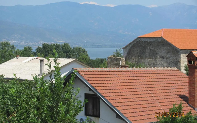 Vila Teodora