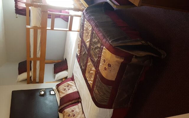 The Cresta Guest House