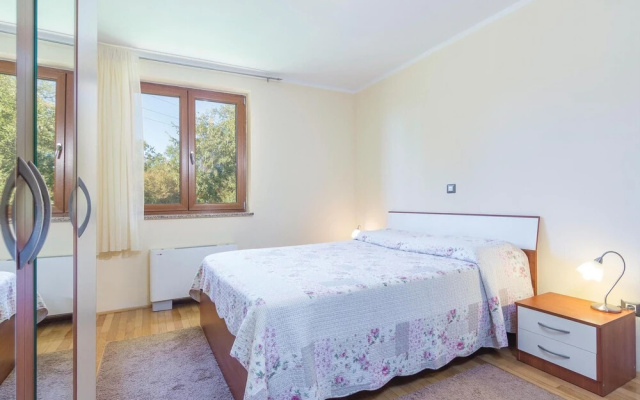Awesome Home in Porec With Wifi and 1 Bedrooms - Hotel in Porec - Photo 2