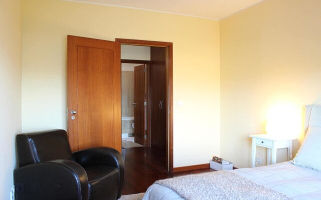 Apartment With 2 Bedrooms in Matosinhos, With Wonderful sea View, Pool