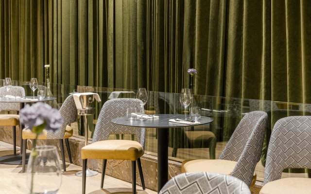 NH Collection Prague Carlo IV