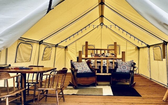 Travellers Rest Cabins and RV Park