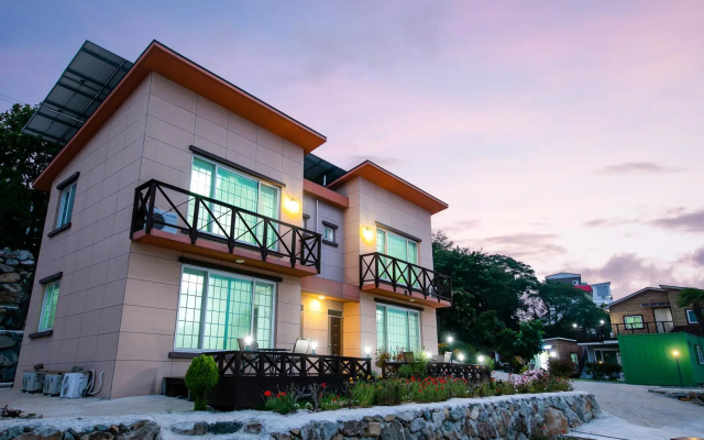 Yeosu Talk Talk World Pension