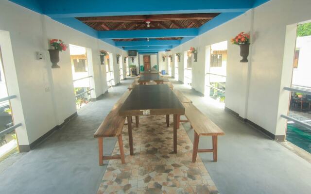 247 BalikBayan Fun Resort