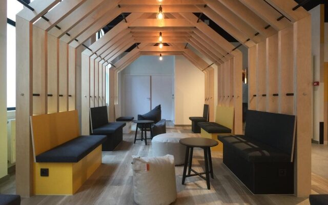 Sleep Well Youth Hostel