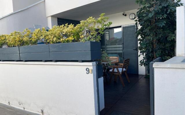 PLAYA ALMARDA,PISCINA,2 TERRAZAS,WIFI,PARKING,BBQ,TRANQUILo
