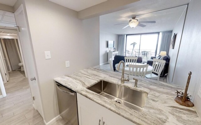 Edgewater Windward B-105