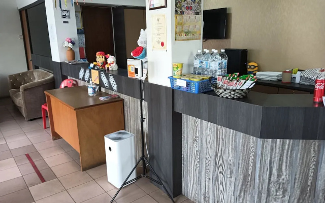 Hotel O Oriental Hotel - photo 2