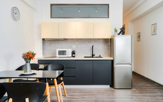 Sanders Home Suites - Cute Downtown 1-bdr. Apt