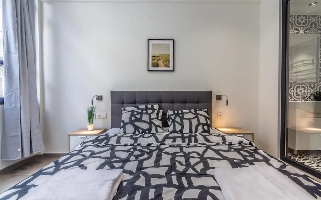 Plenty Apartments Apollo