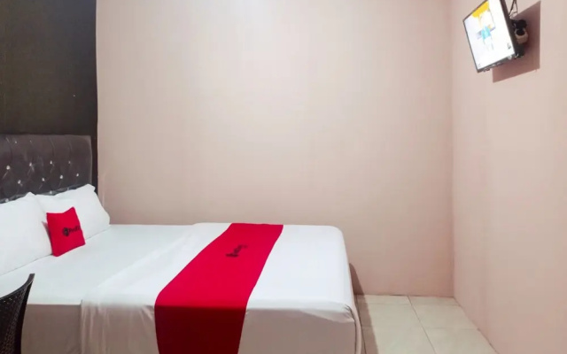 RedDoorz @ Hotel Island Bengkulu